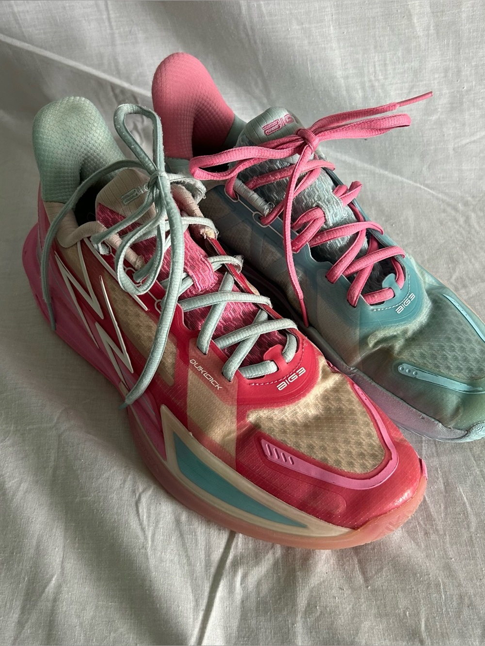 Women’s 361 Degrees BIG3 4.0 Quick "Reverse" Sneakers Pink/Light Blue Size 8